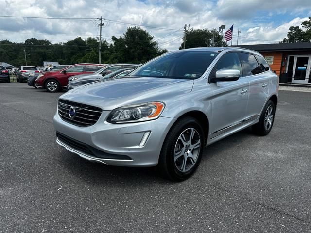 2015 Volvo XC60 T6 Platinum