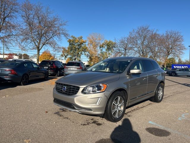 2015 Volvo XC60 T6 Platinum