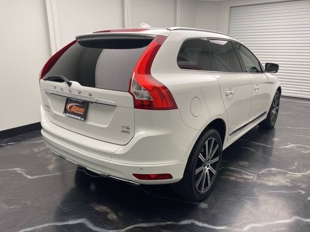 2015 Volvo XC60 T6 Platinum