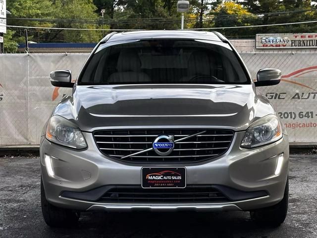 2015 Volvo XC60 T6 Platinum