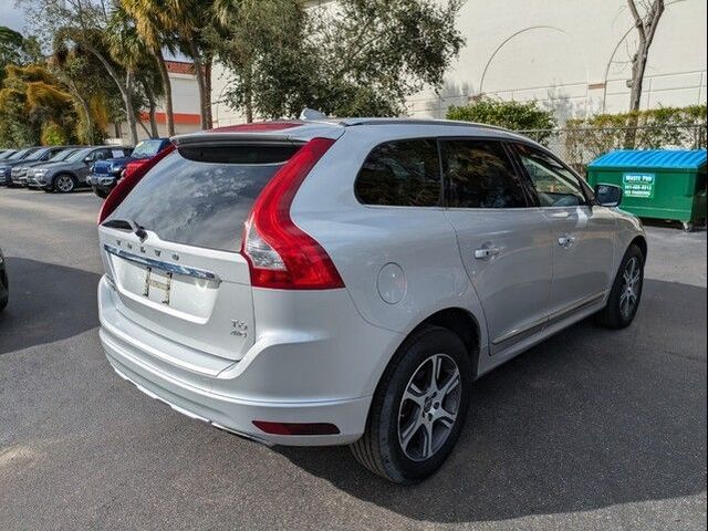 2015 Volvo XC60 T6 Premier Plus