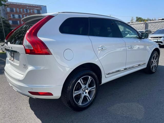 2015 Volvo XC60 T6 Premier Plus