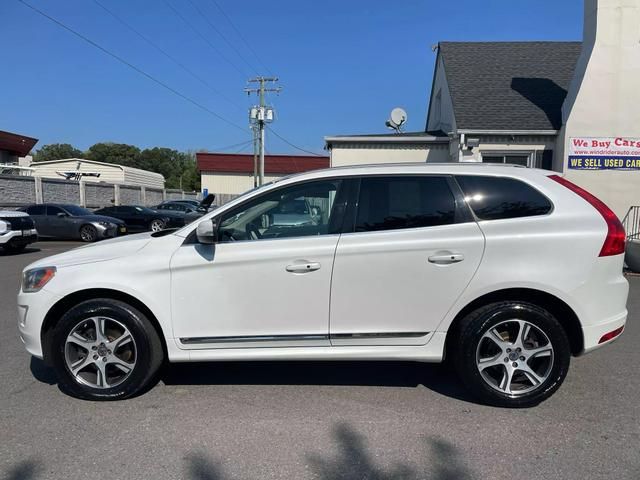 2015 Volvo XC60 T6 Premier Plus