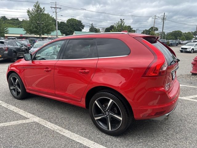 2015 Volvo XC60 T6 R-Design Platinum