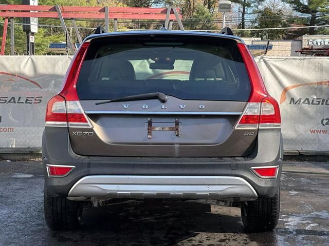 2015 Volvo XC70 3.2L Premier Plus