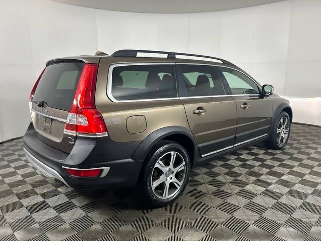 2015 Volvo XC70 T6 Premier Plus