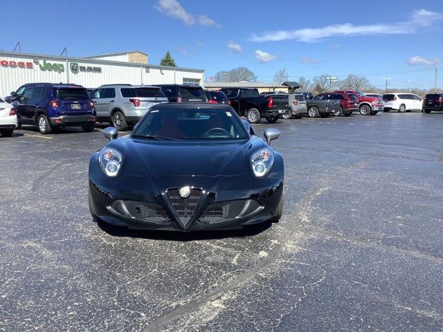 2016 Alfa Romeo 4C Base