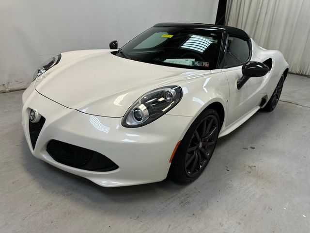 2016 Alfa Romeo 4C Base