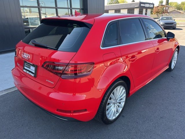 2016 Audi A3 e-tron Premium Plus