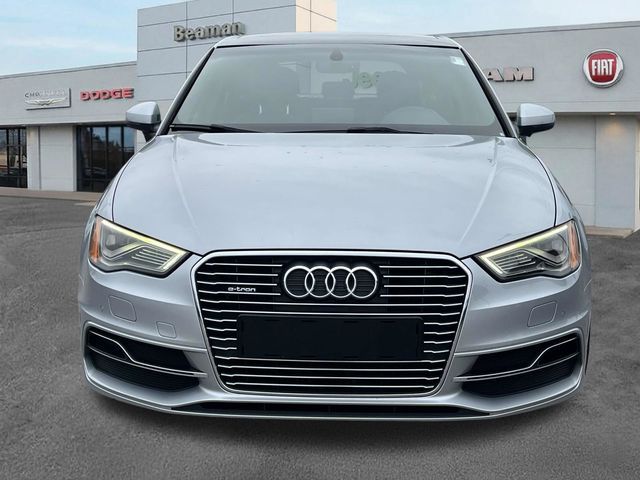2016 Audi A3 e-tron Premium Plus