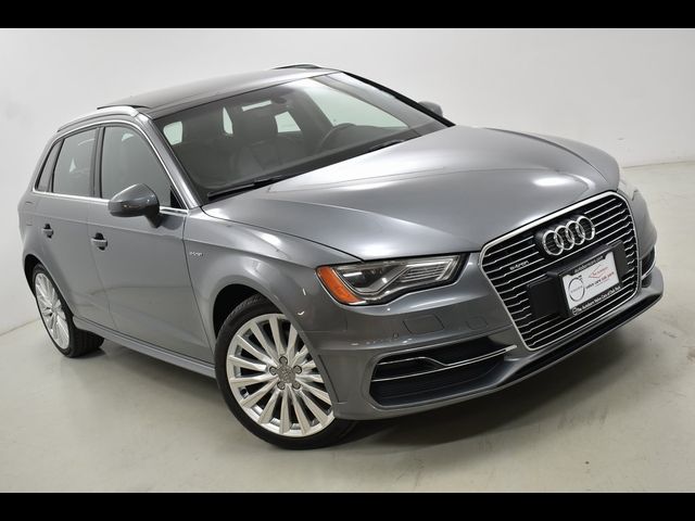 2016 Audi A3 e-tron Premium Plus