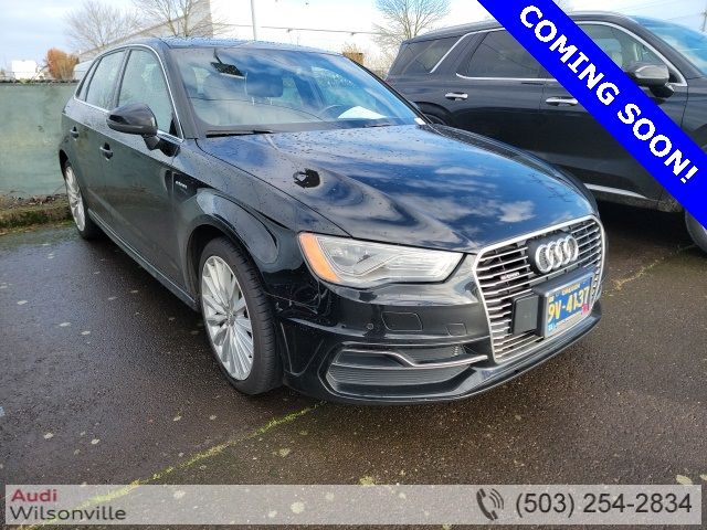 2016 Audi A3 e-tron Premium Plus