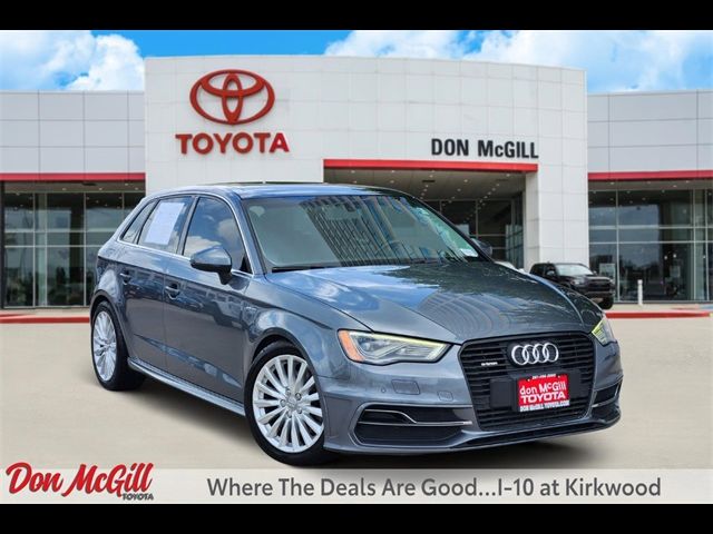 2016 Audi A3 e-tron Premium Plus