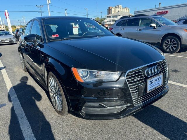 2016 Audi A3 e-tron Premium