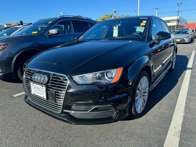 2016 Audi A3 e-tron Premium