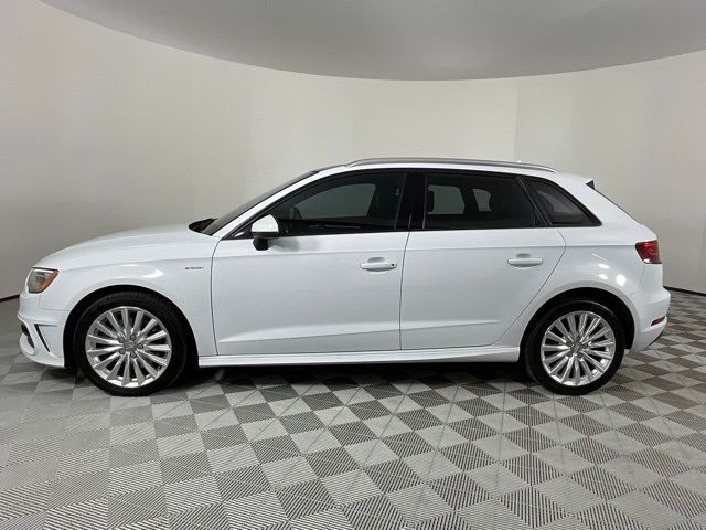 2016 Audi A3 e-tron Premium