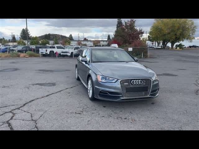 2016 Audi A3 e-tron Premium