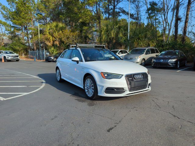 2016 Audi A3 e-tron Premium Plus