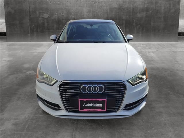 2016 Audi A3 e-tron Premium Plus