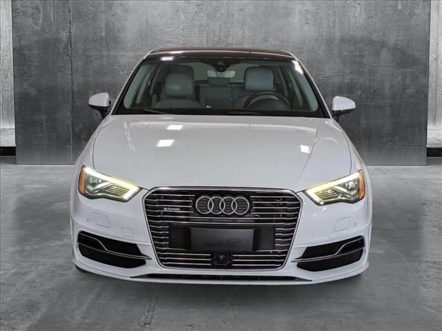 2016 Audi A3 e-tron Prestige