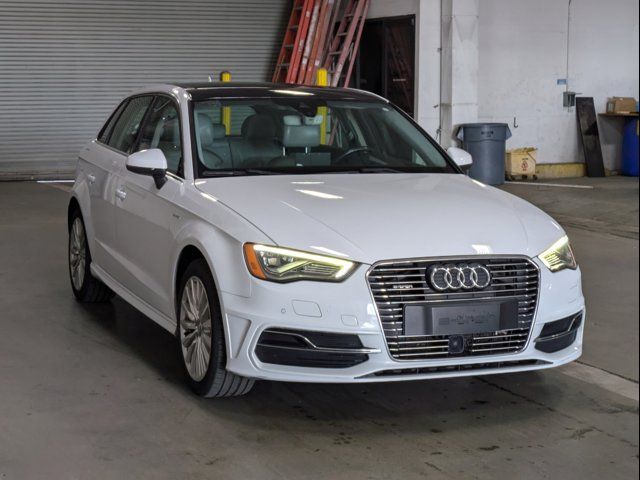 2016 Audi A3 e-tron Prestige