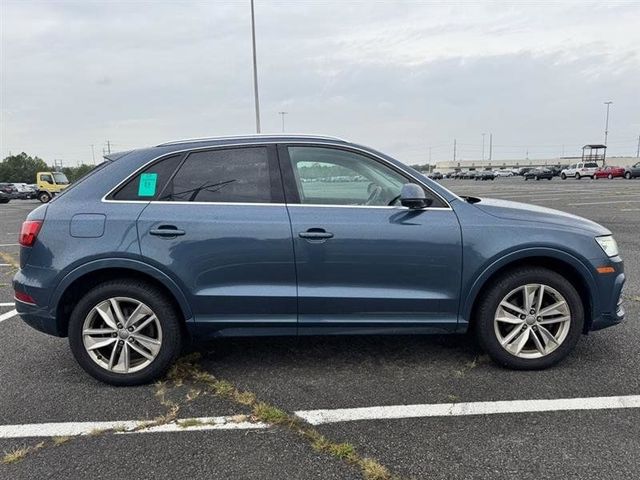 2016 Audi Q3 Premium Plus