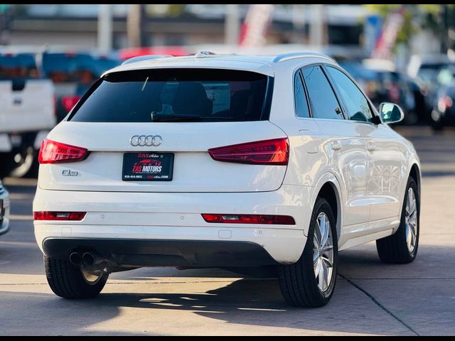 2016 Audi Q3 Premium Plus