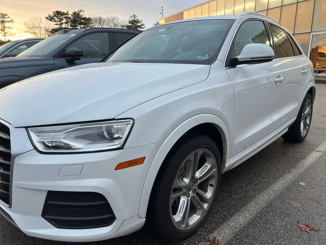 2016 Audi Q3 Premium Plus