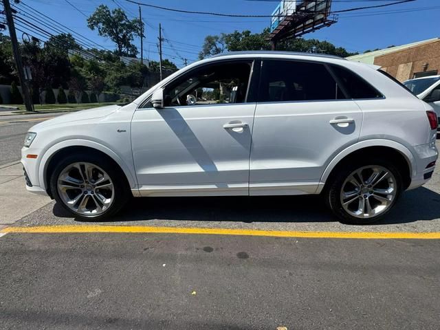 2016 Audi Q3 Prestige