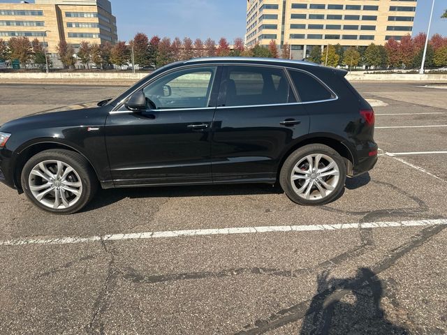 2016 Audi SQ5 Premium Plus