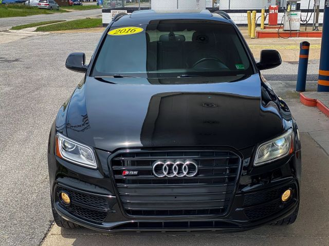 2016 Audi SQ5 Premium Plus