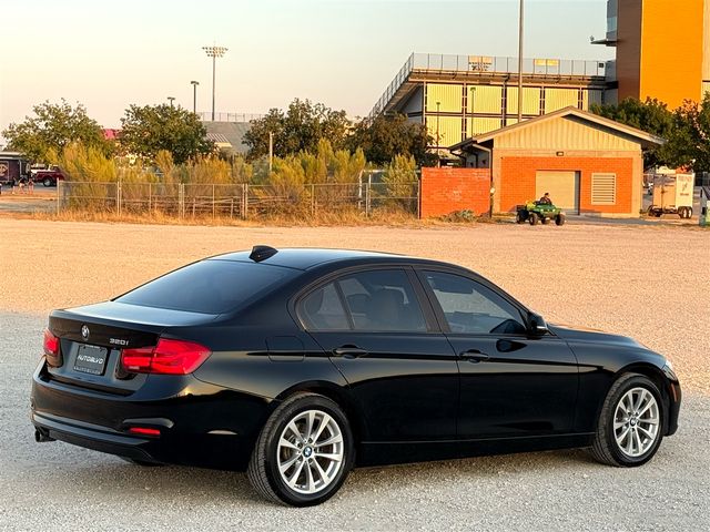 2016 BMW 3 Series 320i