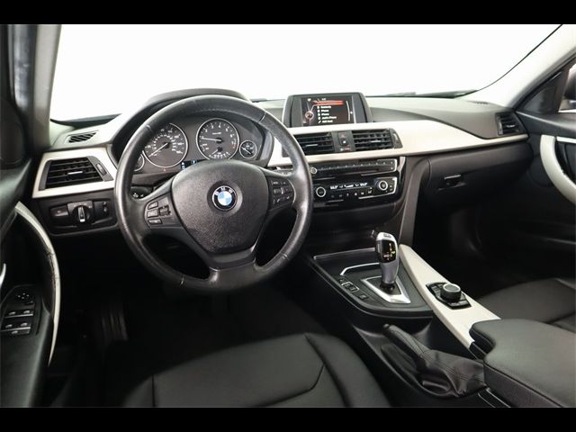 2016 BMW 3 Series 320i