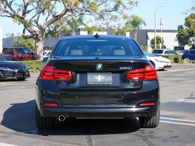 2016 BMW 3 Series 320i