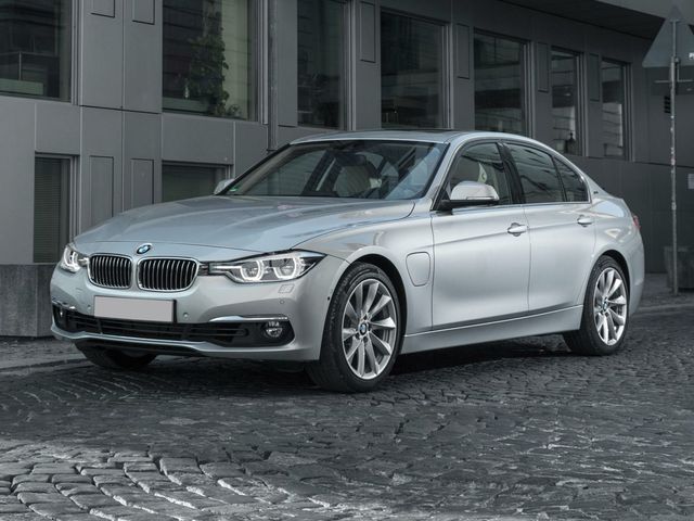 2016 BMW 3 Series 330e