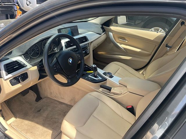 2016 BMW 3 Series 320i