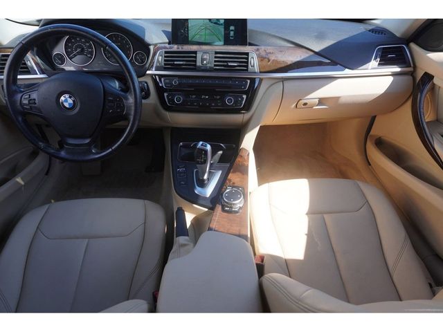 2016 BMW 3 Series 320i