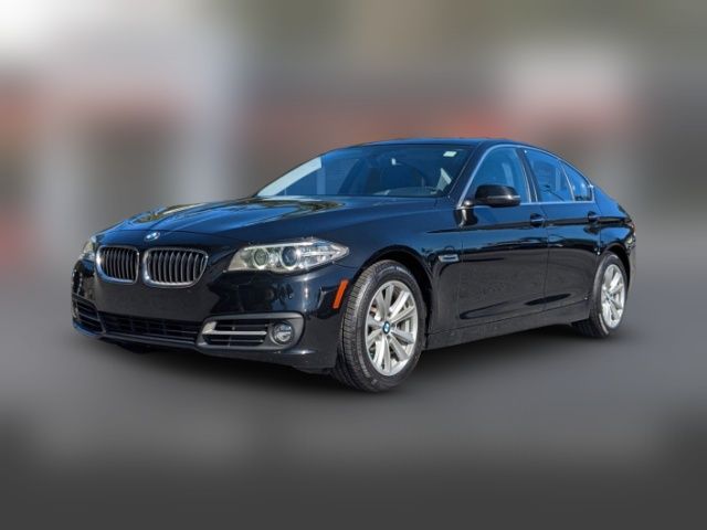 2016 BMW 5 Series 528i