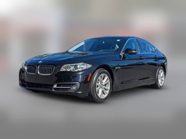 2016 BMW 5 Series 528i