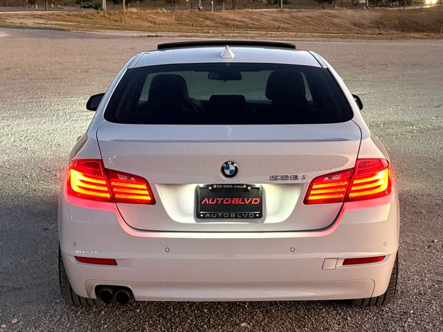 2016 BMW 5 Series 528i