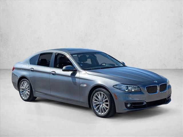 2016 BMW 5 Series 528i