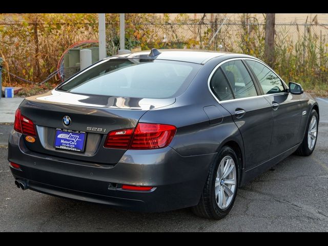 2016 BMW 5 Series 528i