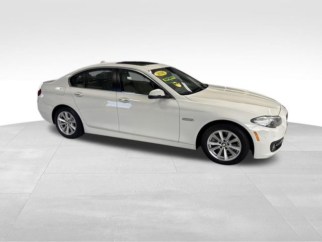 2016 BMW 5 Series 528i