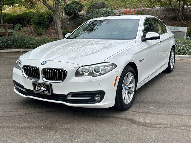 2016 BMW 5 Series 528i