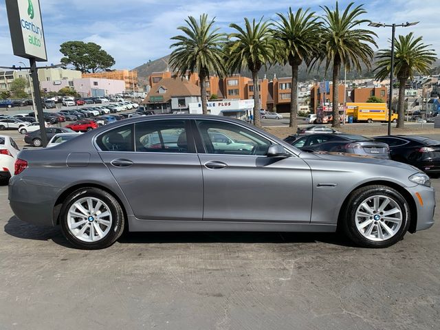 2016 BMW 5 Series 528i