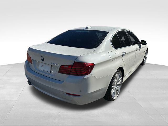 2016 BMW 5 Series 528i