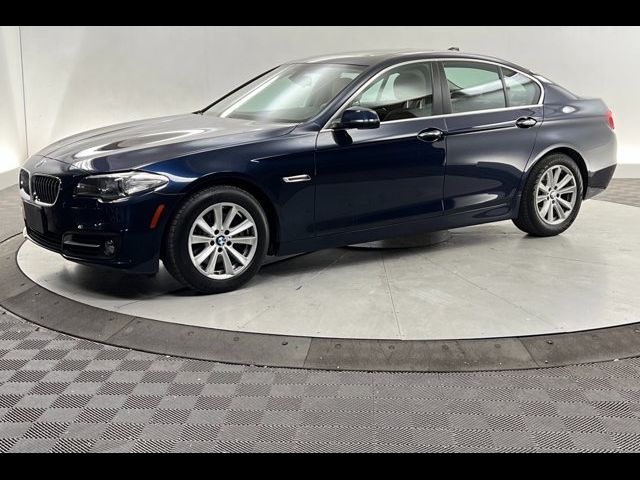 2016 BMW 5 Series 528i