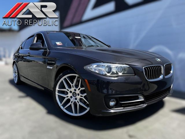 2016 BMW 5 Series 528i