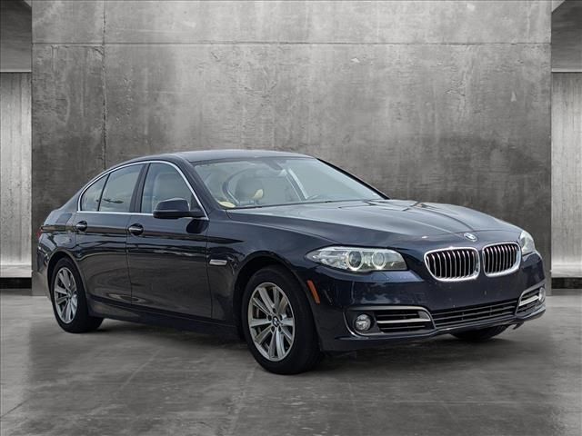 2016 BMW 5 Series 528i