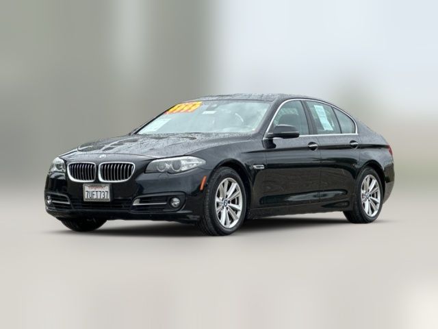 2016 BMW 5 Series 528i